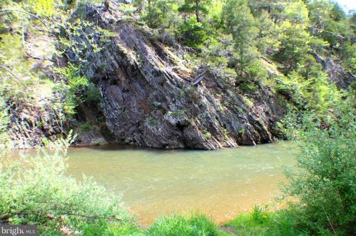 4960 Slanesville Pike, Points WV  25437-3609 exterior