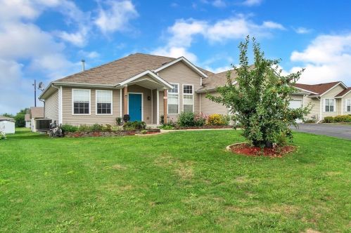 15550 Stonecrest Rd, South Beloit, IL 61080-9242