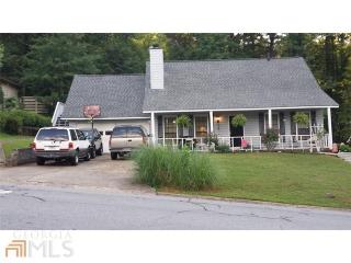924 Park Forest Dr, Lilburn, GA 30047-3770