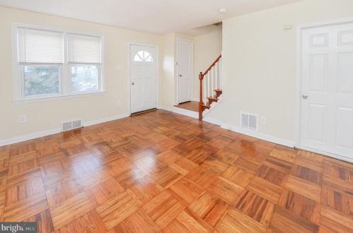 302 Cooper Ave, Camden NJ 08107-2107 exterior