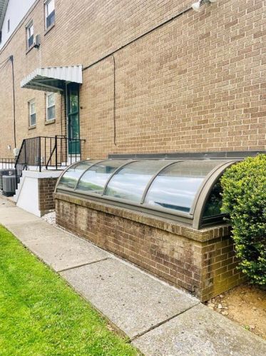 2342 Hamilton St, Allentown PA  18104-6339 exterior
