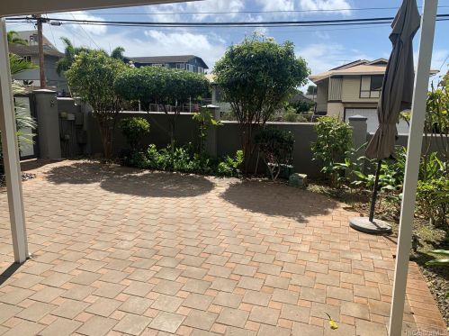 3416 Pahoa Ave, Honolulu, HI 96816-2124