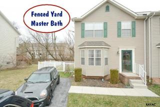 365 Ctr St, Hanover PA  17331-3482 exterior
