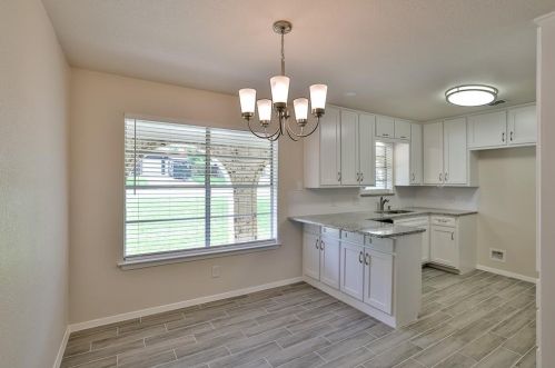 200 Lochness Ln, Fort Worth TX  76126-3212 exterior