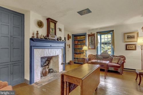 1917 Walnut Bottom Rd, Carlisle PA  17015-9624 exterior