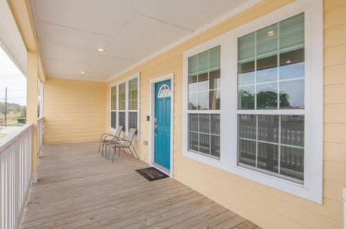 1707 El Mar Ln, Taylor Lake Village, TX 77586-2947