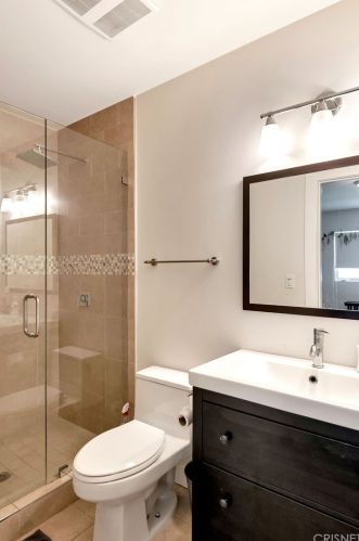 3634 Royal Woods Dr, Van Nuys CA  91403-4214 exterior