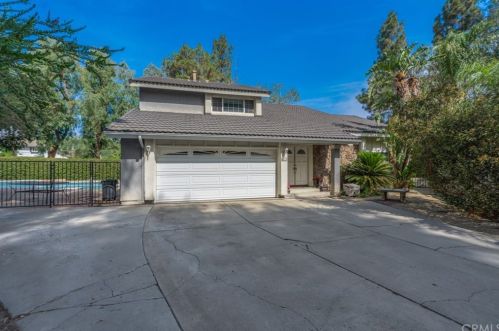 6512 North View Dr, Anaheim, CA 92807-4909