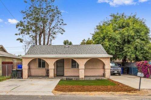 24655 4th St, San Bernardino, CA 92410-4924