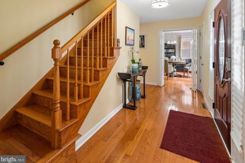 1063 Stuart Rd, Princeton NJ  08540-1219 exterior