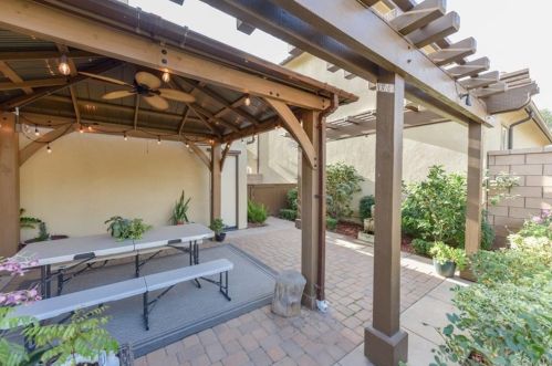 17 Prickly Pear, Irvine CA  92618-8856 exterior