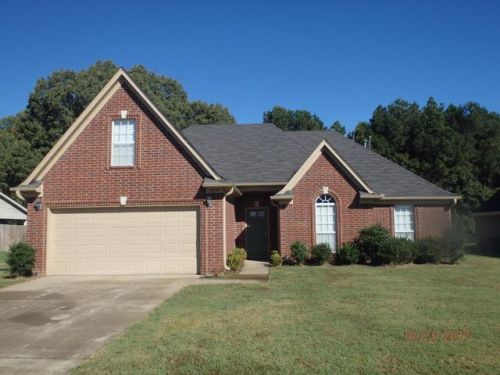 2676 Pyramid Dr, Southaven, MS 38672-9400