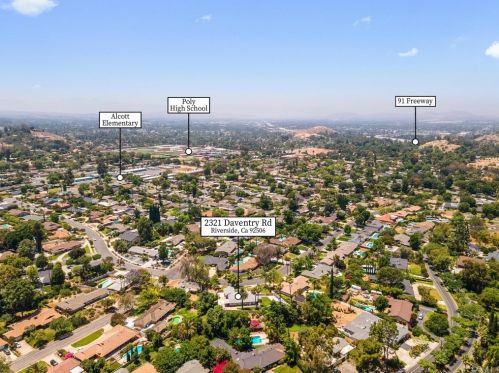 2321 Daventry Rd, Riverside CA  92506-1531 exterior