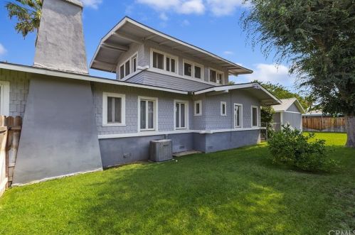 6268 Palm Ave, Riverside CA  92506-2021 exterior