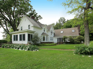 400 Cherry Ln, Mendham, NJ 07945-2712