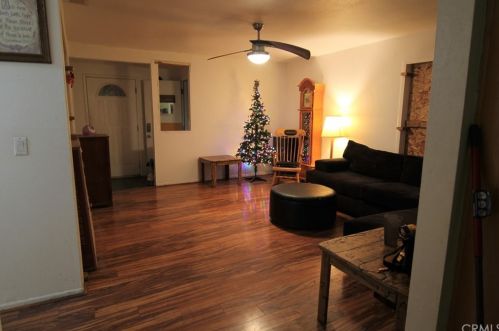 6897 Dorinda Dr, Riverside CA  92503-1144 exterior