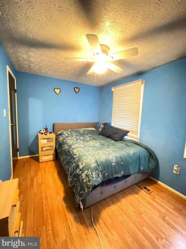 14568 Farmcrest Pl, Silver Spring MD 20905-6009 exterior