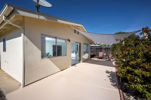 3547 Mira Pacific Dr, Oceanside CA  92056-3933 exterior