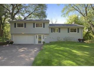 11519 Friar Ln, Hopkins, MN 55305-4339