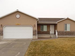 5763 Sunbright Ln, Riverton UT  84096-1781 exterior
