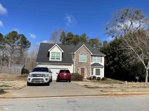804 Betsy Ross Trl, Hampton, GA 30228-7103