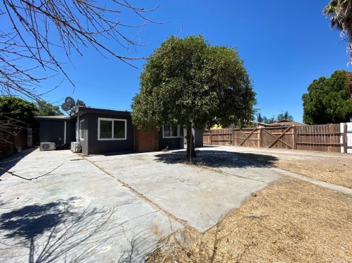 1431 Villa St, Riverside CA  92507-1301 exterior