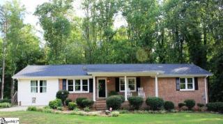 201 Woodlawn Dr, Piedmont, SC 29673-9615