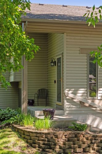 7201 Woodstock Curv, Minneapolis, MN 55438-2362