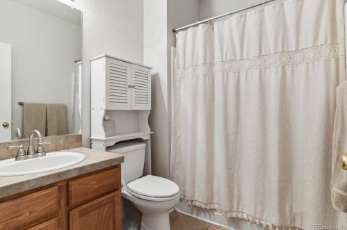 15942 Abbeylara Ln, Parker CO  80134-3070 exterior