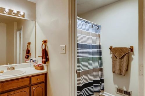 130 Highland Dr, Stockbridge GA 30281-4603 exterior