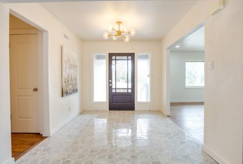 6486 Crestmore Rd, Fort Worth TX  76116-7323 exterior