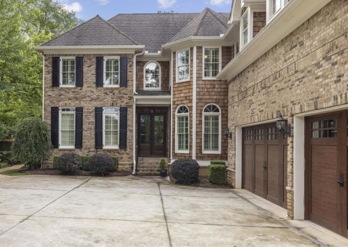 120 Johnson Ferry Rd, Atlanta, GA 30328-3008