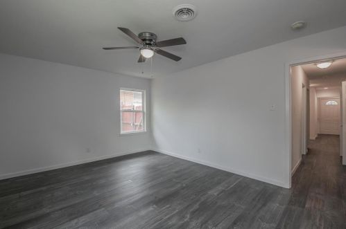 2250 Capri Dr, Fort Worth TX  76114-1949 exterior