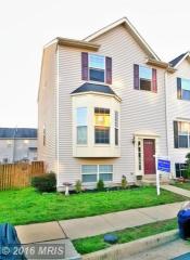 533 Tuliptree Sq, Leesburg, VA 20176-4015