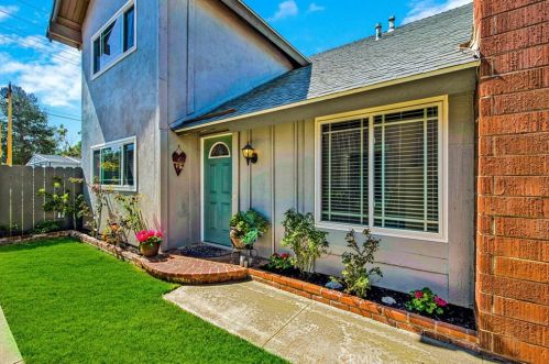 6236 Woodsboro Ave, Anaheim CA  92807-2347 exterior