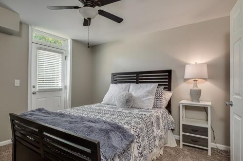 6110 Harleston Rd, Atlanta GA  30328-4108 exterior