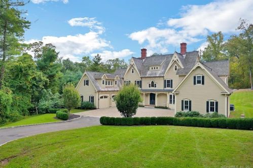477 Riversville Rd, Greenwich CT  06831-2913 exterior