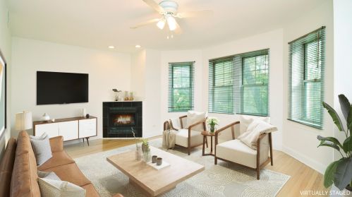 6452 Bell Ave, Chicago, IL 60645-5472