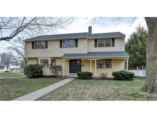 94 Midwell Rd, Hartford, CT 06109-2842