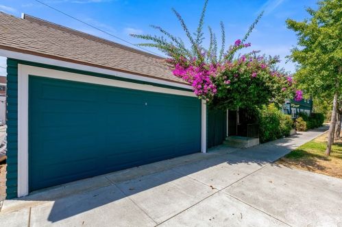 244 Kenwood St, Glendale CA  91206-4209 exterior