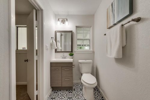 6772 Mike Dr, Fort Worth TX  76180-8522 exterior