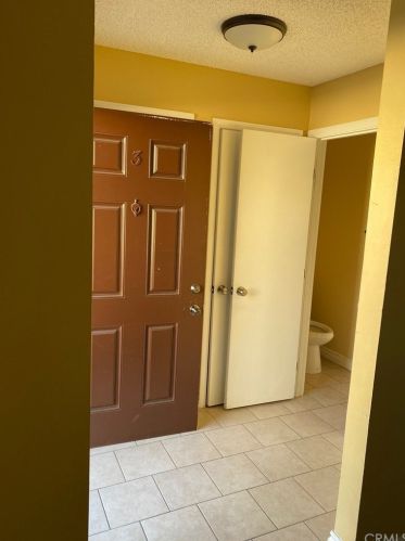 12924 Roselle Ave, Hawthorne CA  90250-5364 exterior