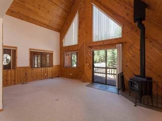 13647 Northwoods Blvd, Truckee CA  96161-6858 exterior