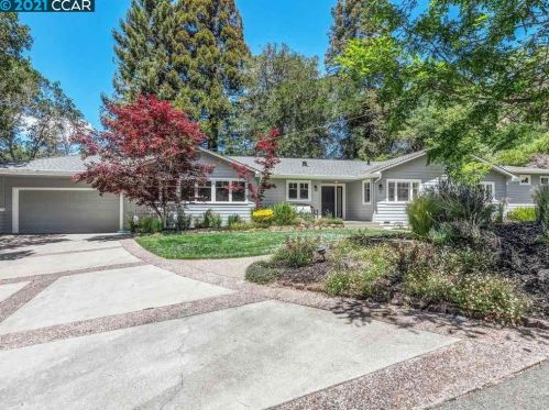 1 Crane Ct, Orinda, CA 94563-1103