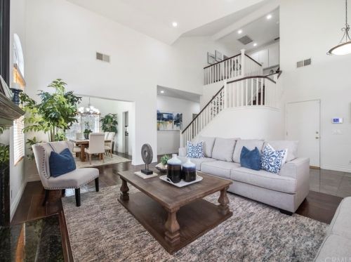 821 Basetdale Ave, Whittier, CA 90601-1007