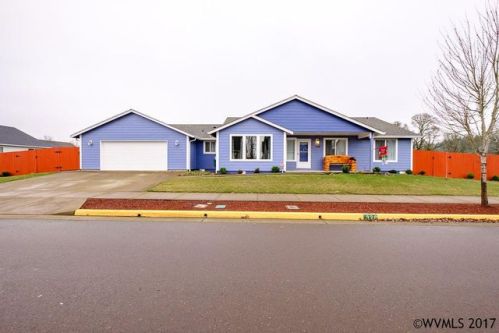 326 Jadon Dr, Lebanon OR  97355-1696 exterior