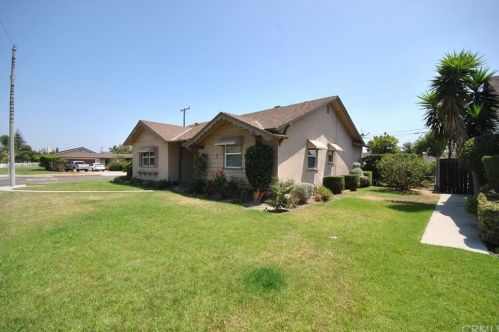 2002 Ninth St, Anaheim CA  92802-3203 exterior