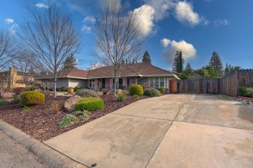 118 Spring Water Way, Folsom, CA 95630-2096