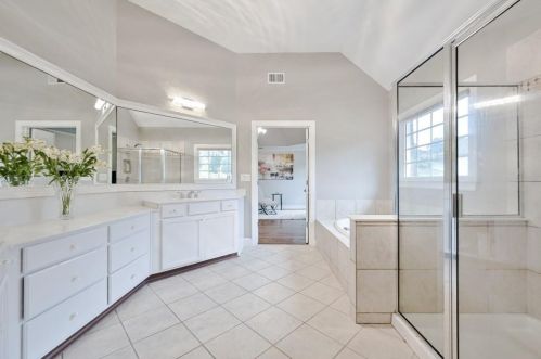 2468 Hughes Ct, Atlanta GA  30331-7896 exterior