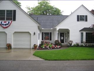 5231 Portage Dr, Vermilion OH  44089-1429 exterior